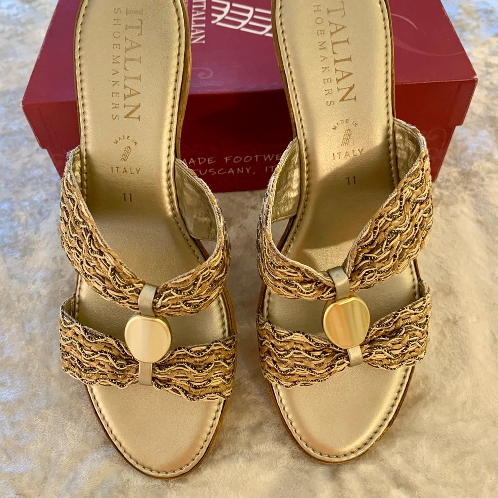 Italian Shoemakers Sheena Wedge Sandals in Natural with Metallic Accents